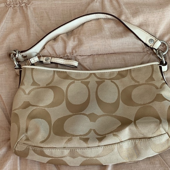 Coach purse - Picture 3 of 11